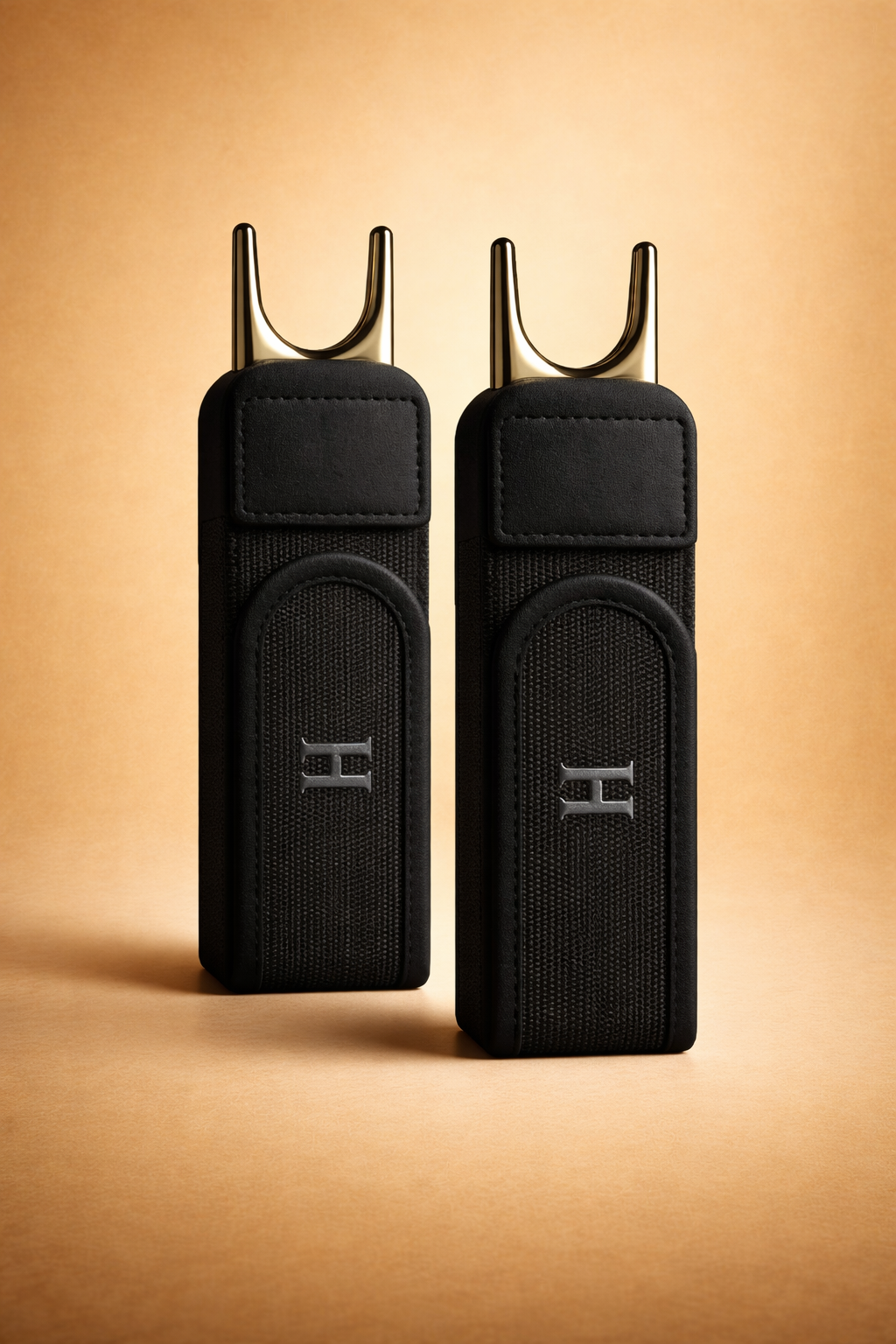 Hook Belt — Adjustable No-Buckle Belt
